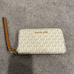 Michael Kors wallet